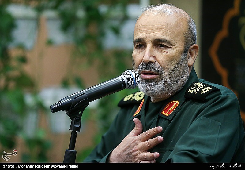 جانشین نیروی قدس سپاه: شهید سلیمانی برای دفاع از انقلاب در تمامی صحنه‌های سخت‌ حاضر می‌شد/ چرا حاج قاسم 