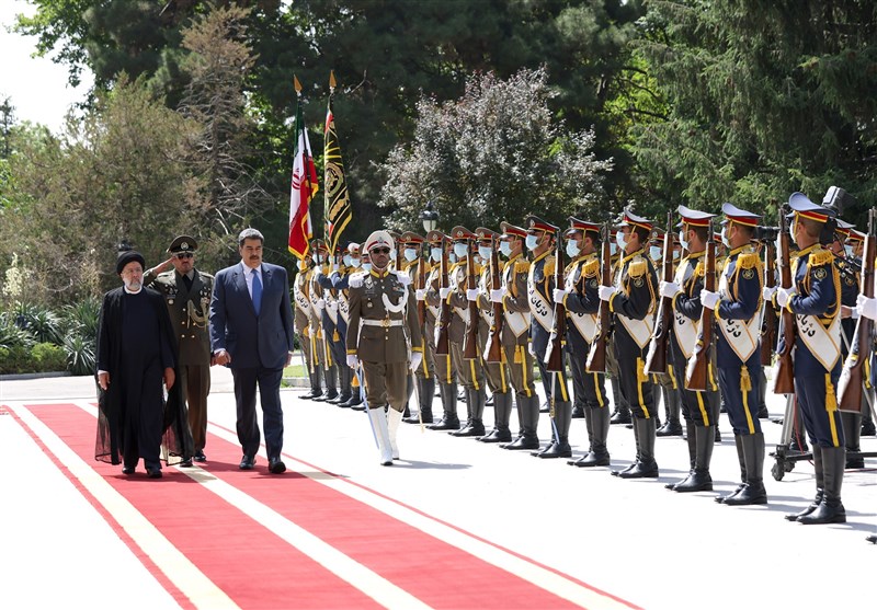 «رئیسی» از «مادورو» در سعدآباد استقبال کرد