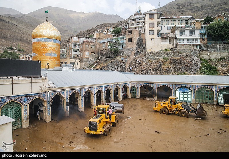 پوشش لحظه به لحظه// سیل در امامزاده داوود با ۶ کشته و ۱۴ مفقود/ بارندگی عصر امروز شدیدتر است/ نخستین فیلم از داخل روضه منوره امامزاده فیلم و تصاویر