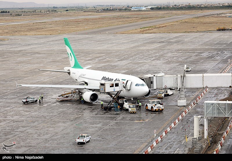 باز هم فرودگاه مشهد، باز هم ترکیدگی لاستیک هواپیما/ سازمان هواپیمایی: فرودگاه مشهد گواهینامه فرودگاهی ندارد