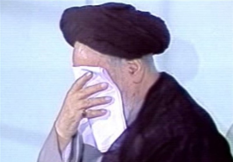 خاطره‌ای از نماز شب امام خمینی(ره) در بیان رهبر معظم انقلاب فیلم