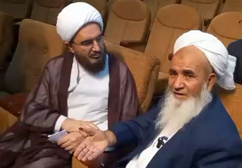 مولوی ‌ریگی: ما دوستدار آقای خامنه‌ای هستیم/ ایرانِ ‌بعد از نظام اسلامی به درد نمی‌خورد فیلم