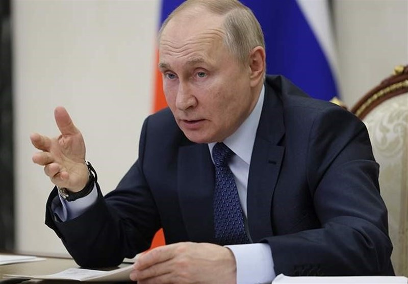 پوتین: روسیه تولید نفت خود را در پاسخ به سقف قیمت کاهش می‌دهد