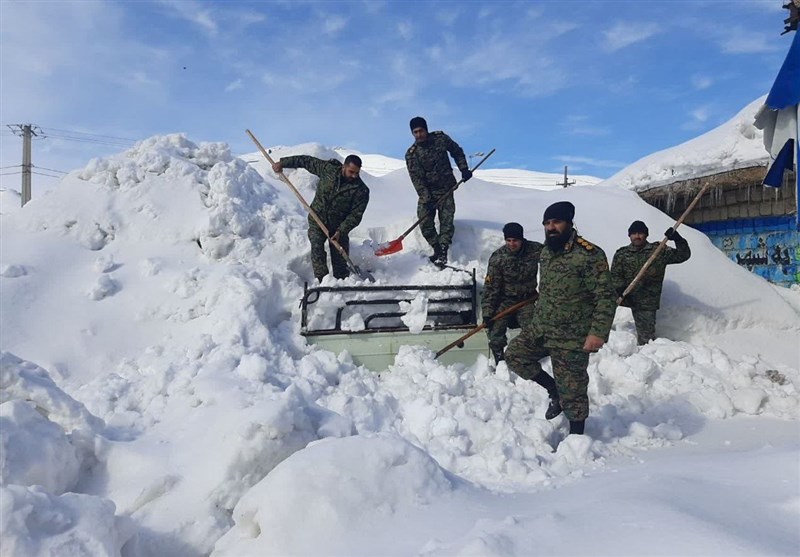 کوهرنگ مدفون در برف/ ‌ارتفاع برف ‌مناطق روستایی تا ۶ متر!/ محاصره ۱۲۵ روستا در ‌برف فیلم و تصاویر