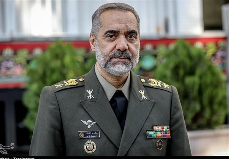 وزیر دفاع: کشورهای زیادی خواهان پهپاد ایرانی هستند/ نیازی به خرید اس۴۰۰ نداریم/ روابط با چین بیشتر می‌شود