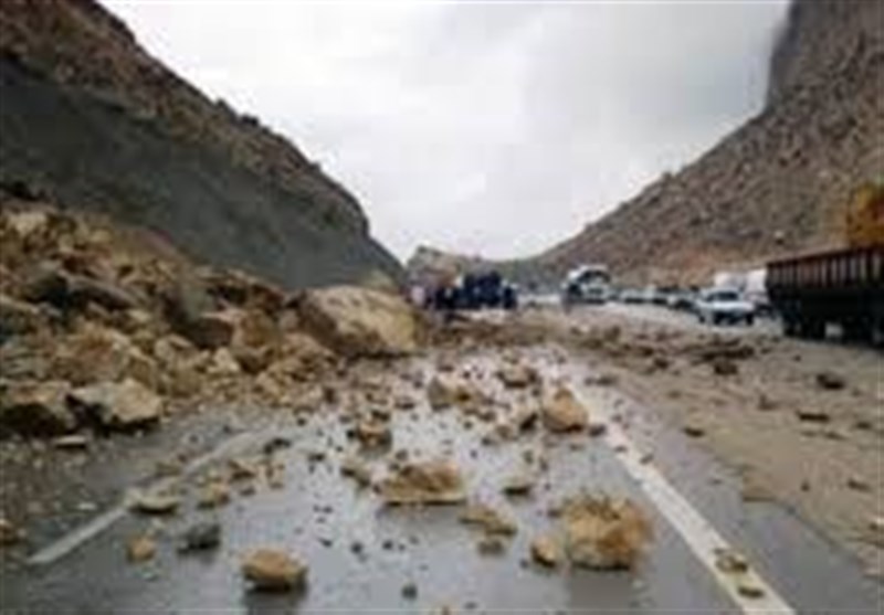 وضعیت راه‌های کشور؛ جاده چالوس و آزادراه تهران ـ شمال باز هم مسدود شد