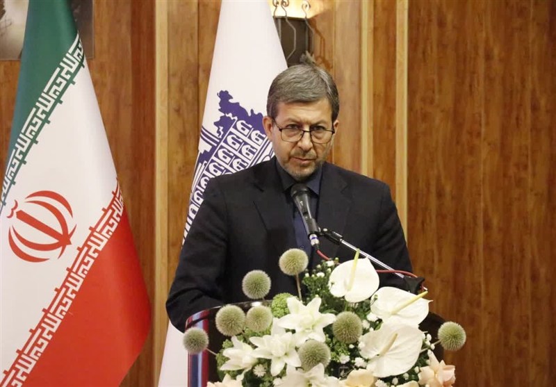 بزرگان نمی‌میرند اسطوره می‌شوند/استاد فرشچیان مکتب اصفهان را جهانی کرد
